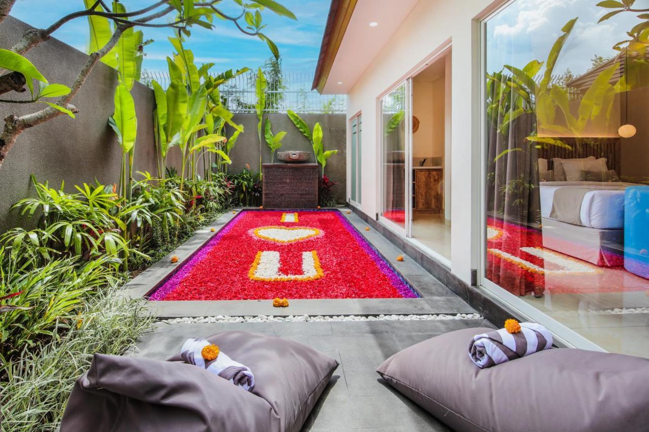 Le Cielo Romantic Villas By Maviba スミニャック エクステリア 写真